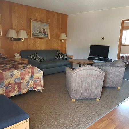 A-1 Alberni Inn Port Alberni Kültér fotó