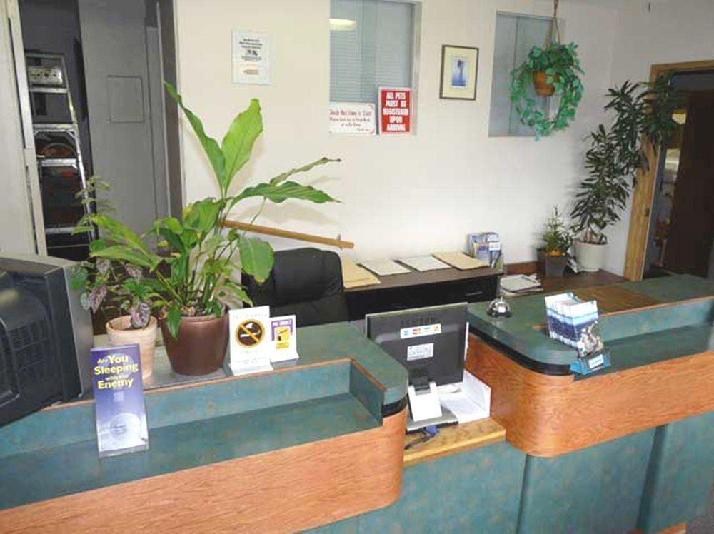 A-1 Alberni Inn Port Alberni Kültér fotó