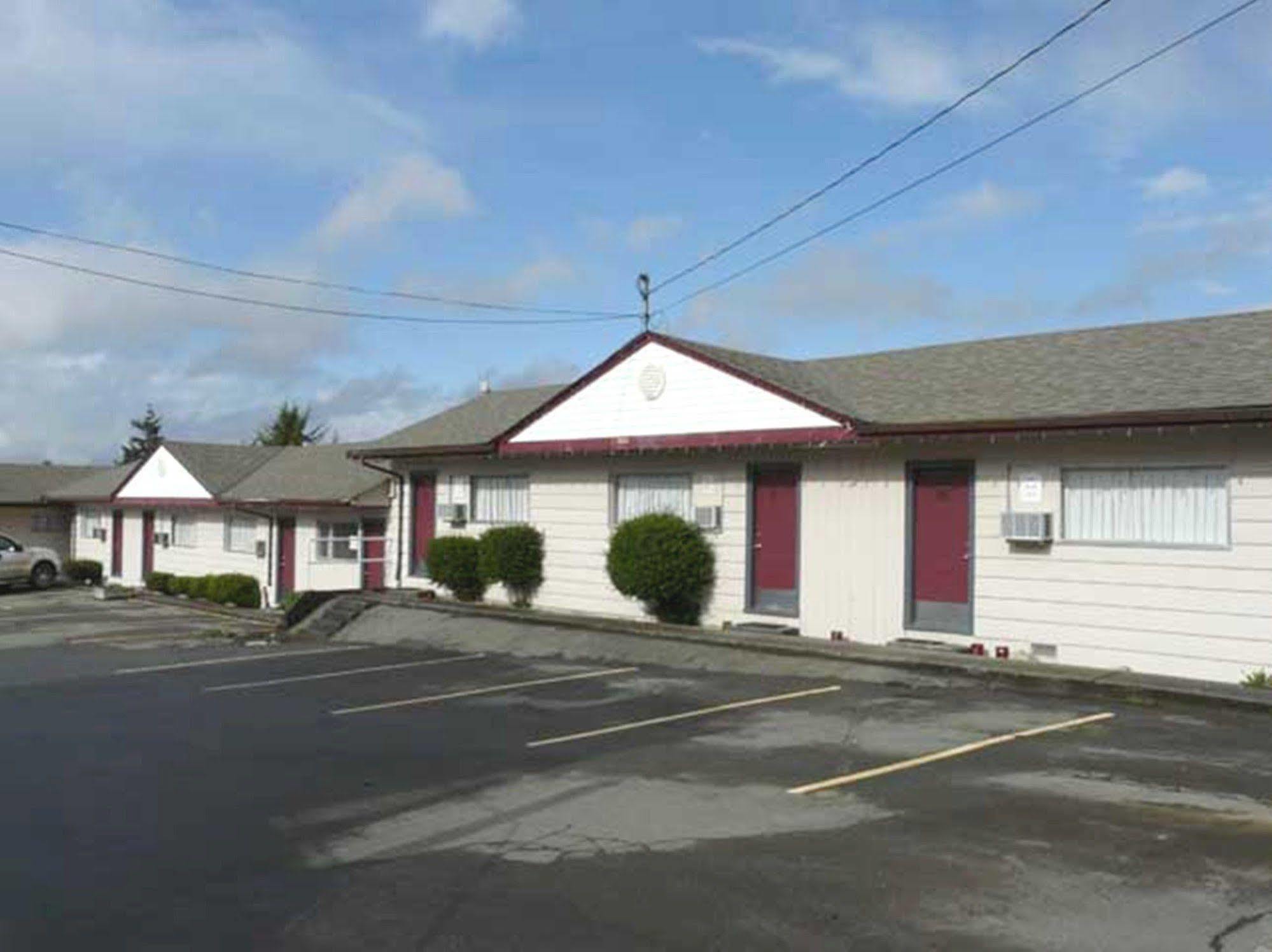 A-1 Alberni Inn Port Alberni Kültér fotó