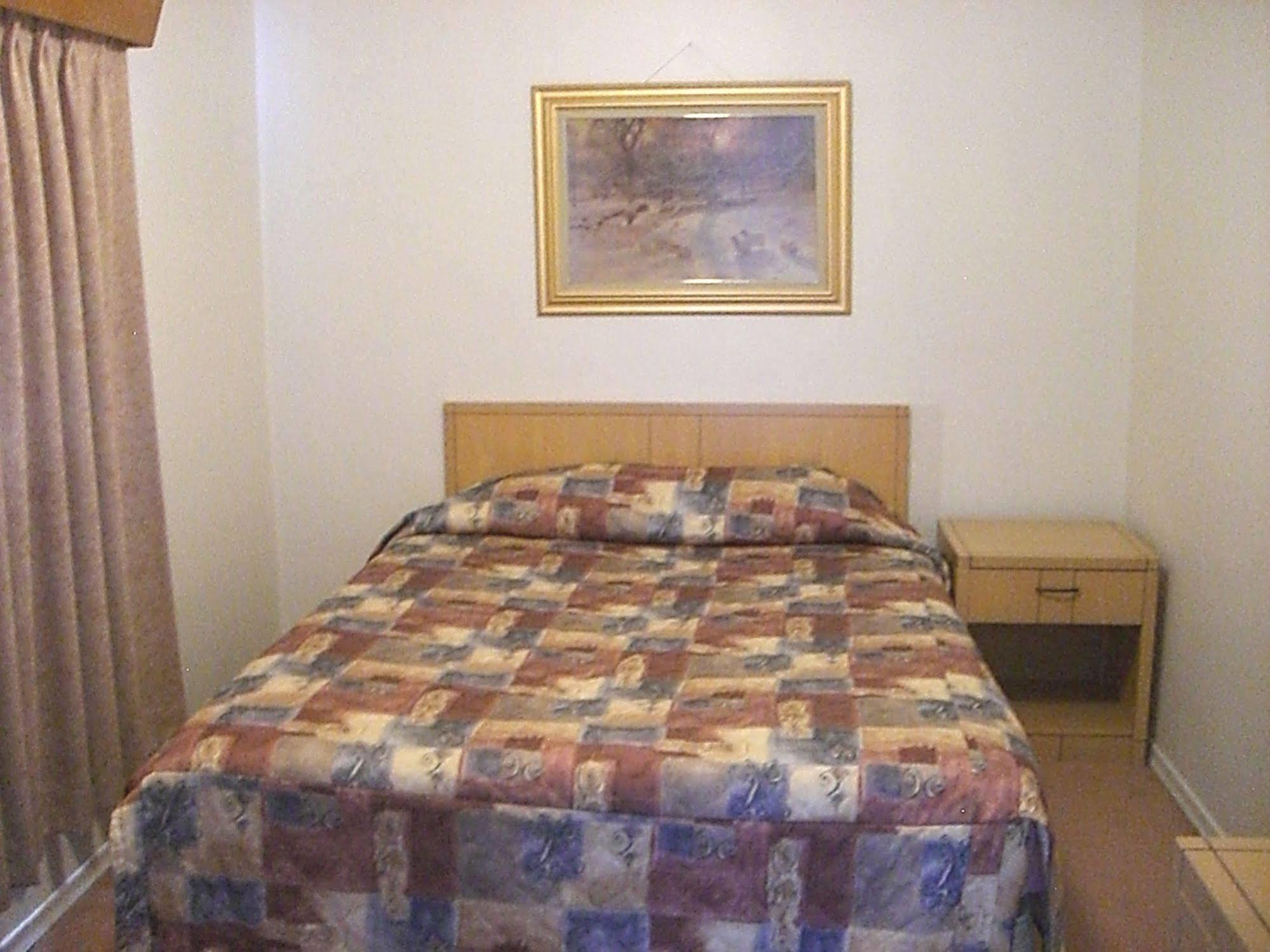 A-1 Alberni Inn Port Alberni Kültér fotó