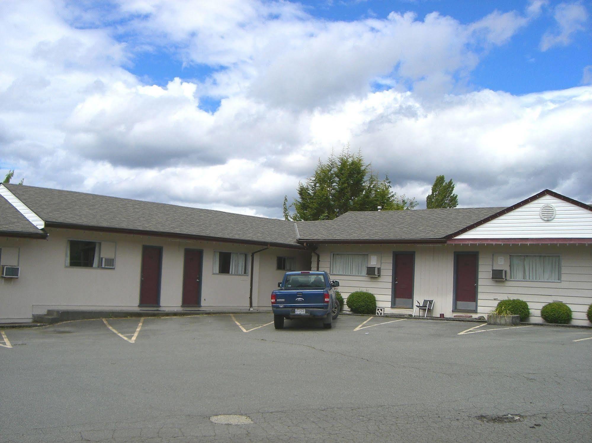 A-1 Alberni Inn Port Alberni Kültér fotó