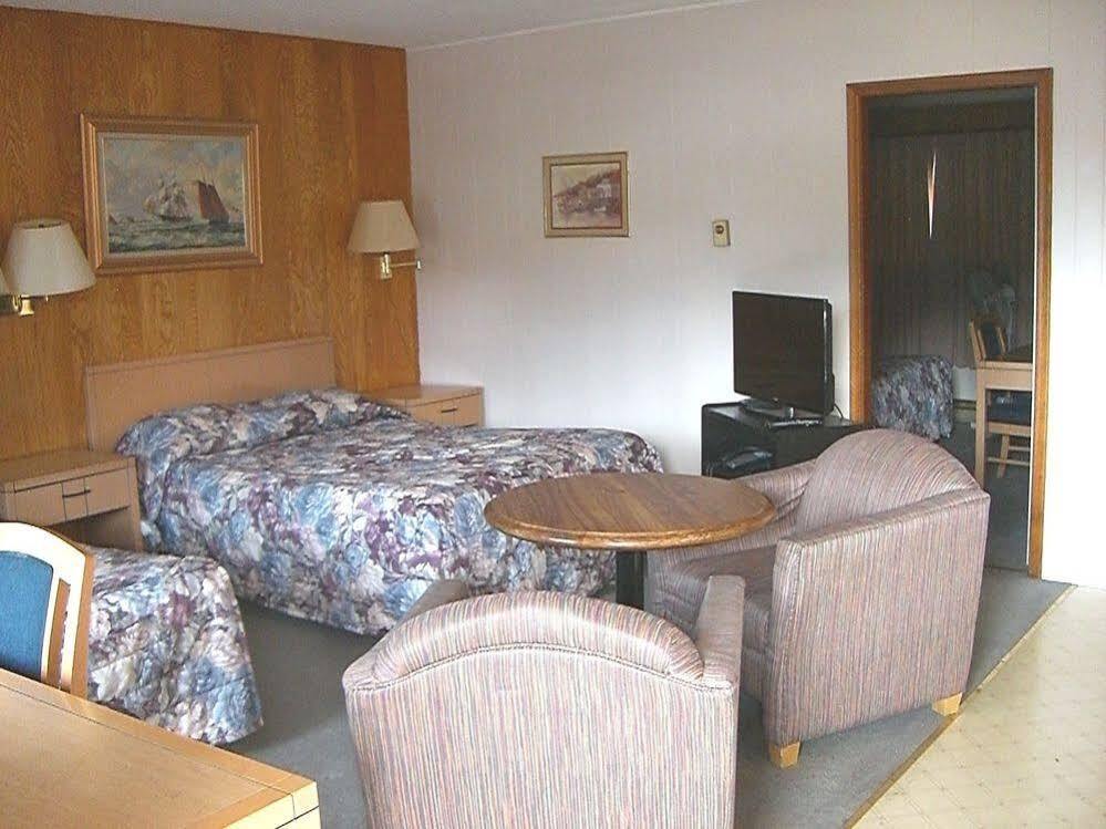 A-1 Alberni Inn Port Alberni Kültér fotó